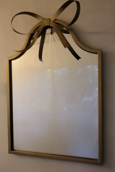 Venus Wall Mirror in Brass Gold