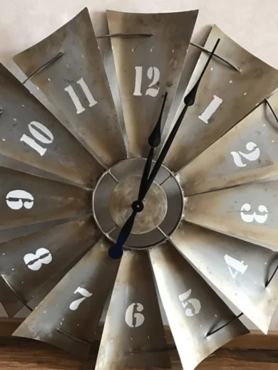 Vintage Windmill Clock