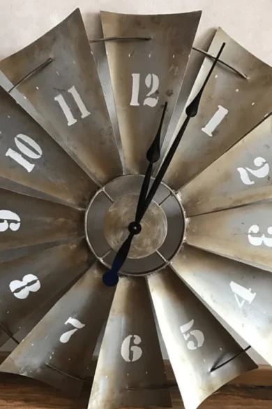 Vintage Windmill Clock